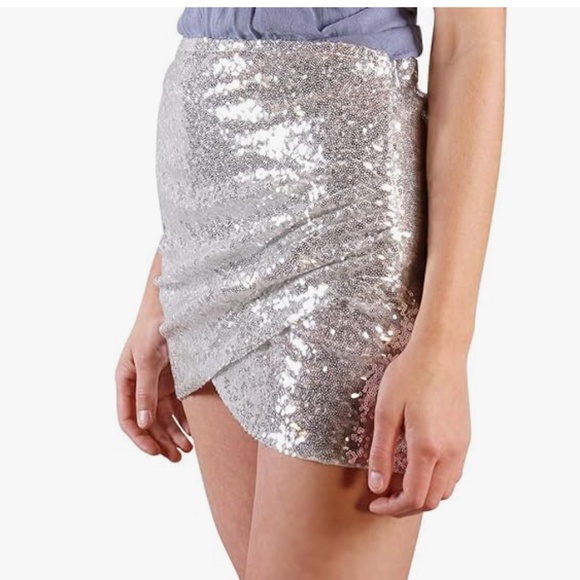 Sequined body con mini, Large - Picture 2 of 7